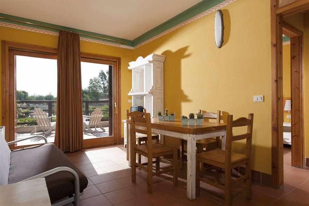 Valentino Village 4*